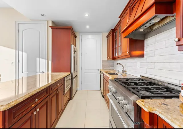 4th image of 63-36 99Th St #8-D, Rego Park, NY 11374 | MLS# RLS11023396