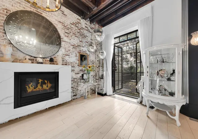 Photo 3 of Mansion for sale at 141 W 95th St, New York, NY 10025 | MLS# RLS11023959 | Listing updated on 2026-02-17
