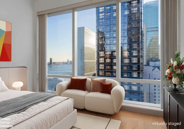 Photo 3 of Condo for sale at 845 United Nations Plz #21E, New York, NY 10017 | MLS# RLS11024348 | Listing updated on 2026-05-31