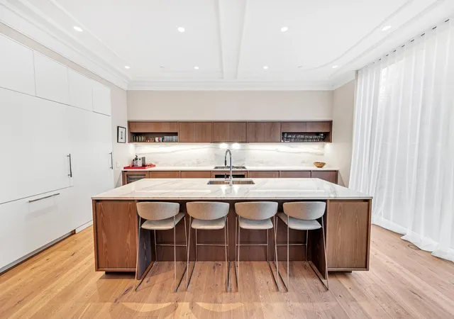 Photo 3 of House for sale at 532 W 20Th St #5, New York, NY 10011 | MLS# RLS11024634 | Listing updated on 2026-02-08