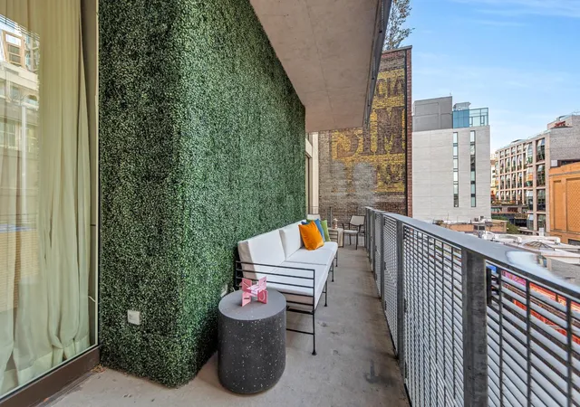 Photo 4 of House for sale at 532 W 20Th St #5, New York, NY 10011 | MLS# RLS11024634 | Listing updated on 2026-02-08