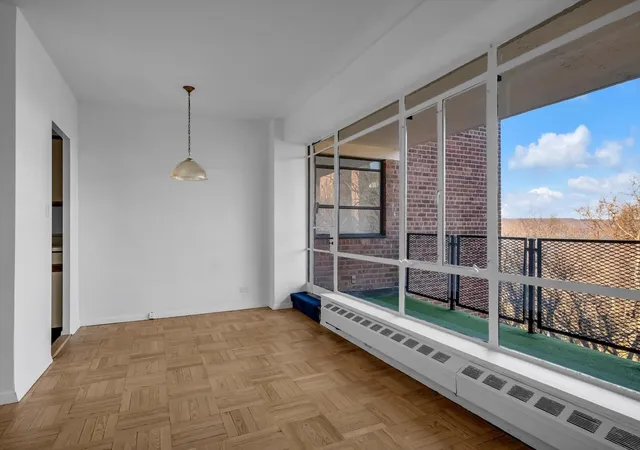 4th image of 2727 Palisade Ave #12-A, New York City, NY 10463 | MLS# RLS11025346