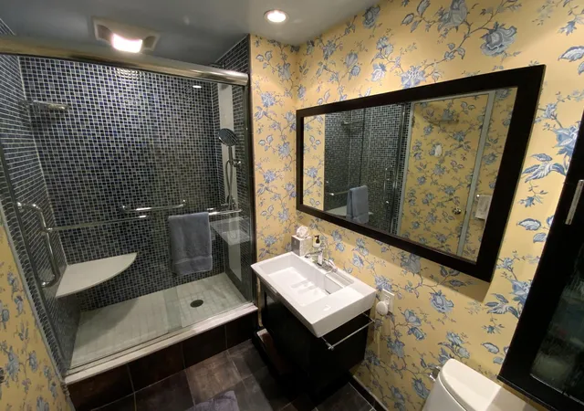 Listing Photo 2 - Condo for sale in building located at 271-10 Grand Central Pkwy, New York, NY 11005 - Unit #06L