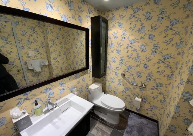 Photo 19 of Condo for sale at 271 10 Grand Central Pkwy #06L, Floral Park, NY 11005 | MLS# RLS11025597 | Listing updated on 2025-12-15