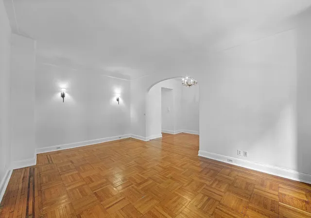 Listing Photo 4 - Condo for sale in building located at 590 W End Ave, New York City, NY 10024 - Unit #2E
