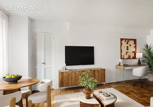 Photo 2 of Sale Pending at 69 W 9th St #8H, New York, NY 10011 | MLS# RLS11026588 | Listing updated on 2026-01-12