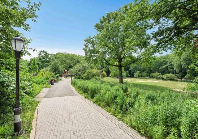 Photo 16 of Sale Pending at 116 17 Grosvenor Ln #1-C, Richmond Hill, NY 11418 | MLS# RLS11027311 | Listing updated on 2026-02-12