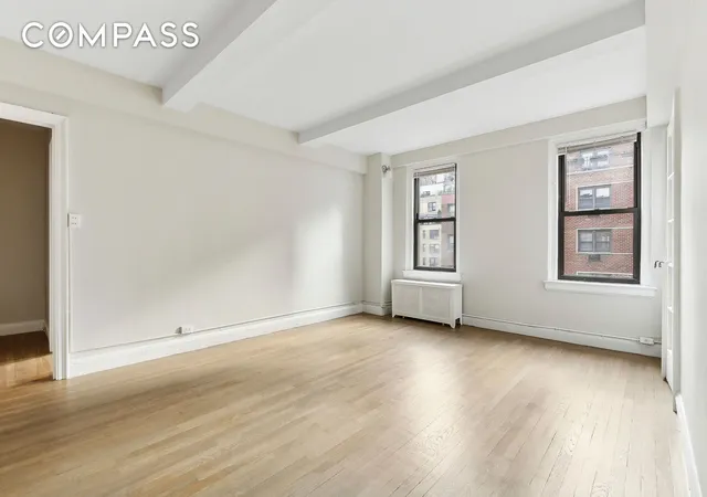 Homes for sale in New York City, NY | 321 E 54Th St #9B, New York City, NY 10022 | MLS# RLS11027495