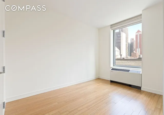 Photo 3 of Sale Pending at 303 E 33rd Street #7E, New York, NY 10016 | MLS# RLS11027714 | Listing updated on 2026-03-03