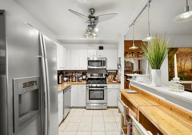 Photo 2 of House for sale at 301 E 52nd Street #3C, New York, NY 10022 | MLS# RLS11027728 | Listing updated on 2026-01-05