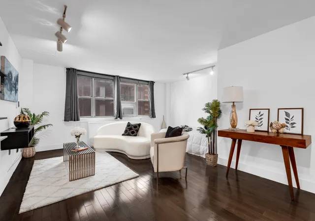 1st image of 240 E 35Th St #8C, New York City, NY 10016 | MLS# RLS11029936