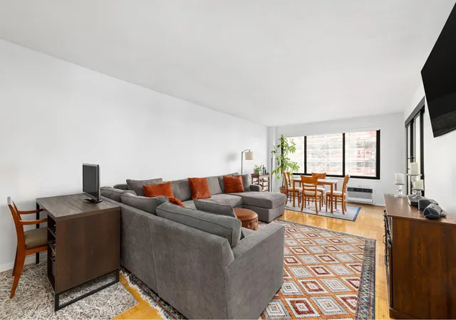 Homes for sale in New York City, NY | 200 E 36Th St #9D, New York City, NY 10016 | MLS# RLS11030156
