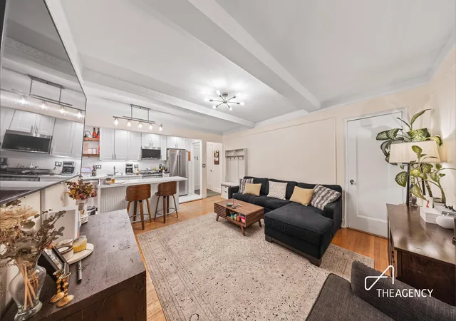 Listing Photo 5 - Condo for sale in building located at 12 E 97Th St, New York City, NY 10029 - Unit #3I