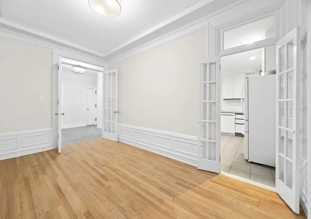 Photo 3 of Condo for sale at 780 W End Ave #5B, New York, NY 10025 | MLS# RLS11031075 | Listing updated on 2025-12-28