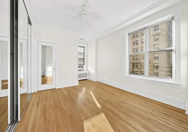 Photo 4 of House for sale at 780 W End Ave #5B, New York, NY 10025 | MLS# RLS11031075 | Listing updated on 2025-12-28