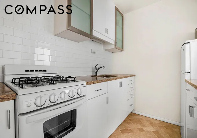 5th image of 77 Bleecker St #614, New York City, NY 10012 | MLS# RLS11032580