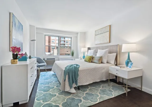 Photo 4 of House for sale at 300 E 71st Street #7O, New York, NY 10021 | MLS# RLS11032710 | Listing updated on 2025-11-30