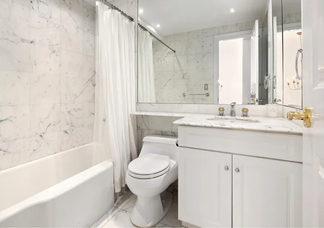 Photo 3 of Sale Pending at 220 Madison Ave #11M, New York City, NY 10016 | MLS# RLS11032833 | Listing updated on 2026-07-30