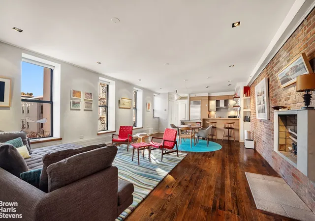 Photo 3 of Condo for sale at 209 E 2nd St #3, New York, NY 10009 | MLS# RLS11033684 | Listing updated on 2025-12-07