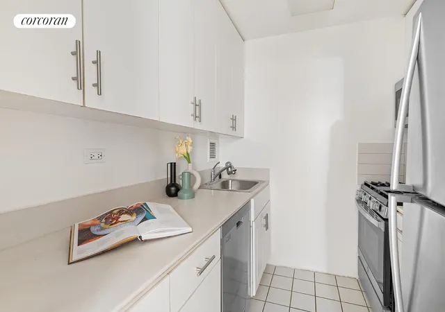 Photo 4 of House for sale at 330 E 38Th St #27A, New York, NY 10016 | MLS# RLS11033699 | Listing updated on 2026-07-30