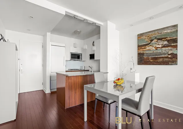 Photo 4 of Sale Pending at 100 Riverside Blvd #7-H, New York City, NY 10069 | MLS# RLS20002877 | Listing updated on 2026-07-30