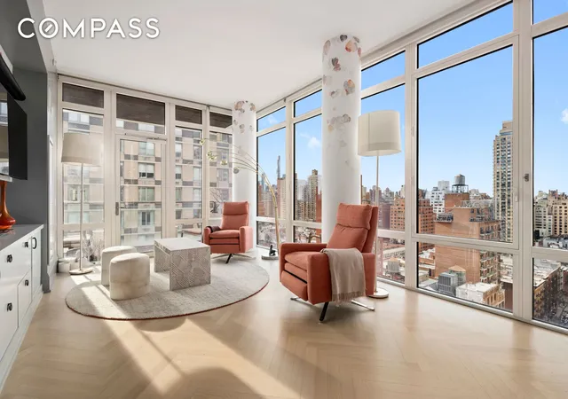 Photo 2 of Sale Pending at 305 E 85th Street #19B, New York, NY 10028 | MLS# RLS20002918 | Listing updated on 2026-05-15