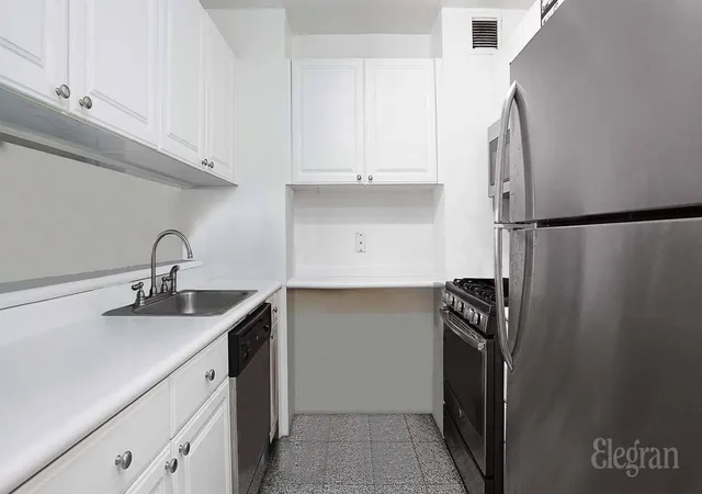 3rd image of 170 E 87Th St #E-9F, New York, NY 10128 | MLS# RLS20003348