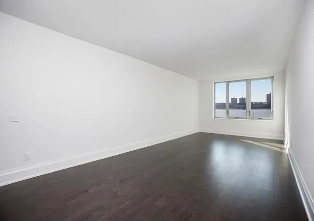 Homes for sale in New York City, NY | 50 Riverside Blvd #5-B, New York City, NY 10069 | MLS# RLS20005026