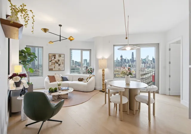 Listing Photo 2 - Condo for sale in building located at 24-01 Queens Plz N, New York, NY 11101 - Unit #805