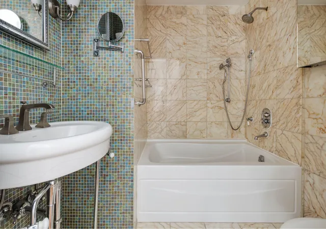 Photo 4 of Sale Pending at 245 E 35Th St #PHA, New York, NY 10016 | MLS# RLS20005742 | Listing updated on 2026-02-05