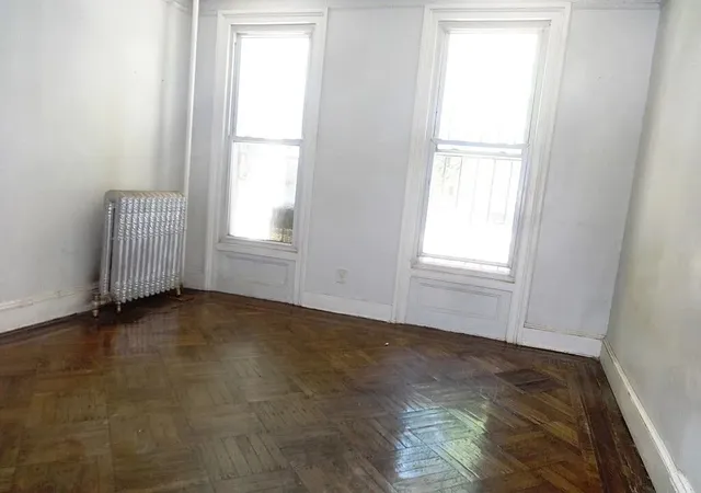 Photo 3 of Sale Pending at 139 Woodbine St, Brooklyn, NY 11221 | MLS# RLS20006407 | Listing updated on 2025-12-10