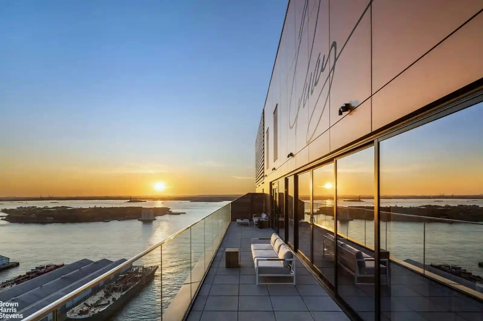 Listing Photo 30 - Condo for sale in 50 Brg Park Dr located at 50 Brg Park Dr, New York City, NY 11201 - Unit #24B