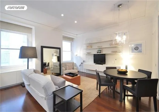 Photo 1 of Condo for sale at 55 Wall St #828, New York, NY 10005 | MLS# RLS20007132 | Listing updated on 2025-10-05