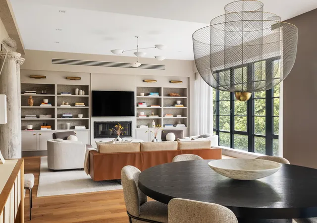 3rd image of 204 Forsyth St, New York City, NY 10002