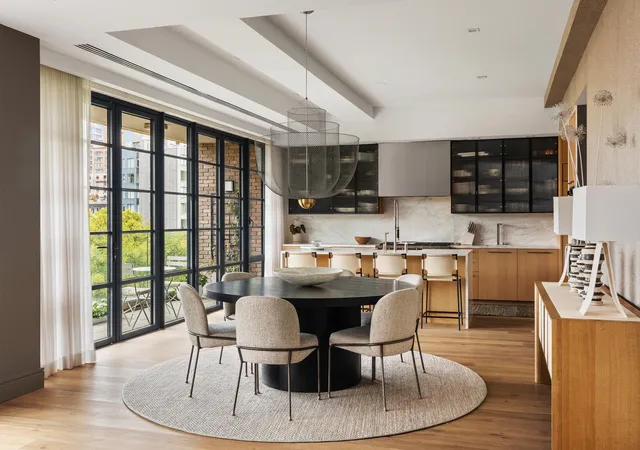 5th image of 204 Forsyth St, New York City, NY 10002