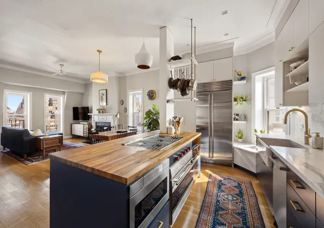 Listing Photo 1 - Condo for sale in building located at 62 Montague St, New York City, NY 11201 - Unit #10C