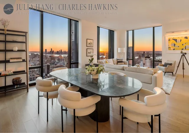 1st image of 277 5Th Ave, New York, NY 10016