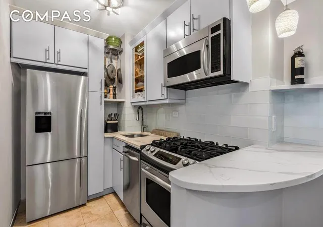 Homes for sale in New York City, NY | 200 E 36Th St #11C, New York City, NY 10016 | MLS# RLS20008275