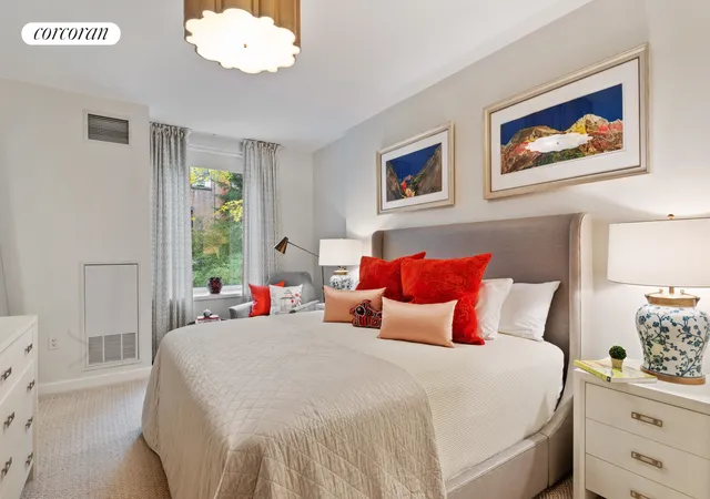 Listing Photo 4 - Condo for sale in building located at 462 W 58th St, New York, NY 10019 - Unit #1A