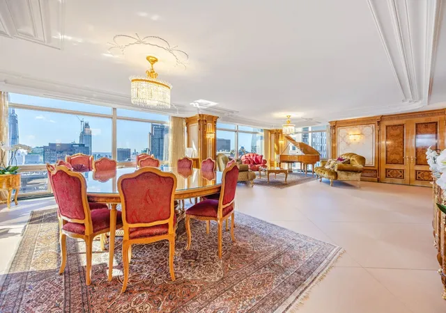 Listing Photo 3 - Condo for sale in building located at 721 Fifth Ave, New York City, NY 10022 - Unit #63A
