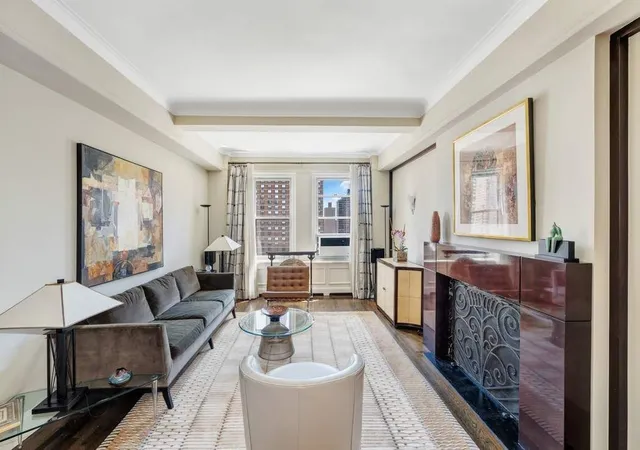 Listing Photo 5 - Condo for sale in building located at 139 E 94Th St, New York City, NY 10128 - Unit #11CD