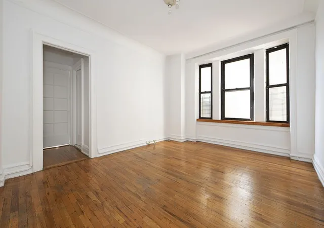 Photo 4 of Sale Pending at 409 Edgecombe Ave #1-D, New York, NY 10032 | MLS# RLS20009872 | Listing updated on 2026-08-02