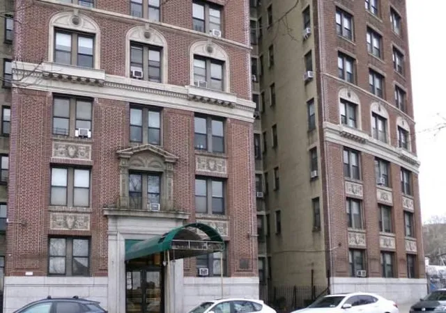 2nd image of 409 Edgecombe Ave, New York, NY 10032