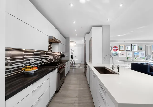 Photo 4 of House for sale at 220 Riverside Blvd #4H, New York, NY 10069 | MLS# RLS20009974 | Listing updated on 2026-01-21