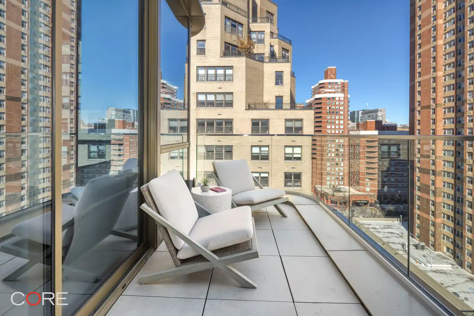 Listing Photo 2 - Condo for sale in 250 E 25Th St located at 250 E 25Th St, New York City, NY 10010 - Unit #PHB