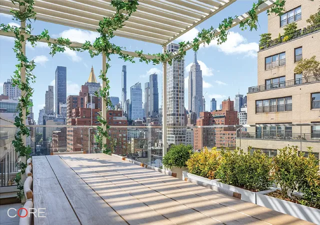 Photo 4 of House for sale at 250 E 25th Street #PHC, New York, NY 10010 | MLS# RLS20010081 | Listing updated on 2026-01-22