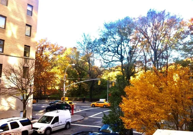 Photo 2 of Sale Pending at 870 5th Avenue #2E, New York, NY 10065 | MLS# RLS20010325 | Listing updated on 2025-12-06