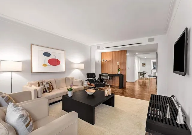 Photo 3 of Sale Pending at 870 5th Avenue #2E, New York, NY 10065 | MLS# RLS20010325 | Listing updated on 2025-12-06