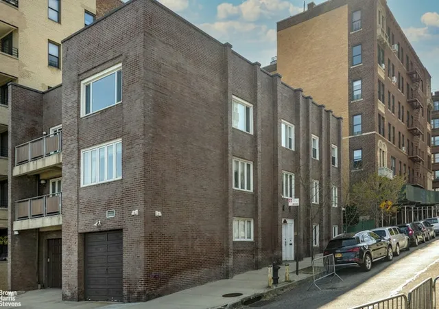 Homes for sale in New York, NY | 9 Chittenden Ave, New York, NY 10033 | MLS# RLS20010855