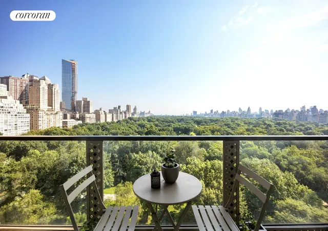 Listing Photo 2 - Condo for sale in building located at 210 Central Park S, New York City, NY 10019 - Unit #17D